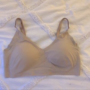True & Co True body triangle bra